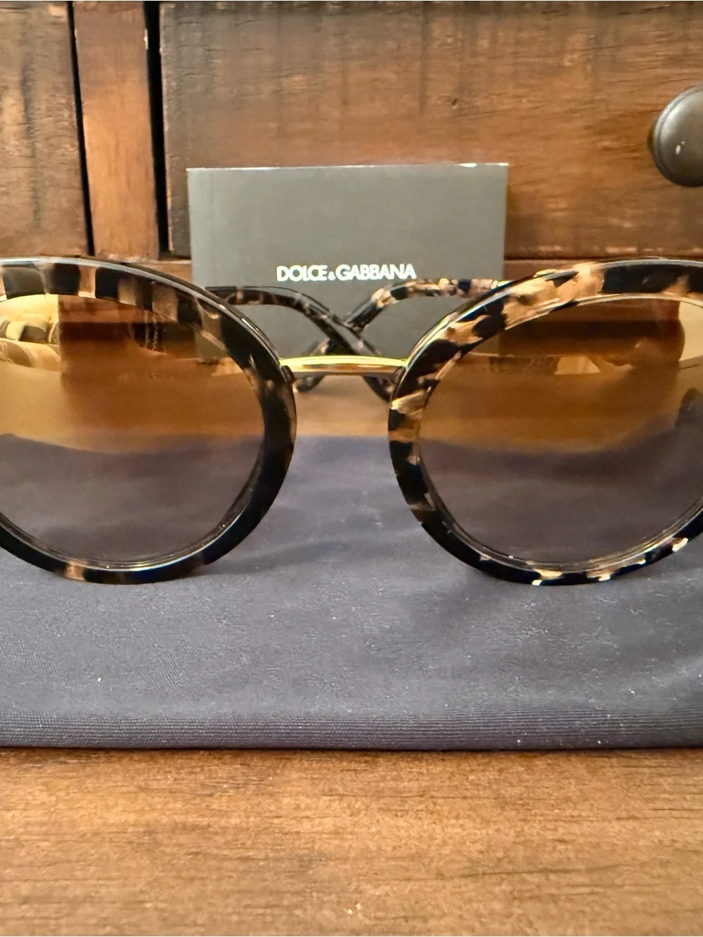 Authentic Dolce & Gabbana Women's Tortoiseshell Frame Sunglasses with Gold